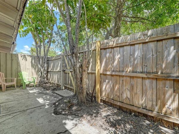 500 N JEFFERSON AVENUE , Unit B-5, SARASOTA, FL 34237
