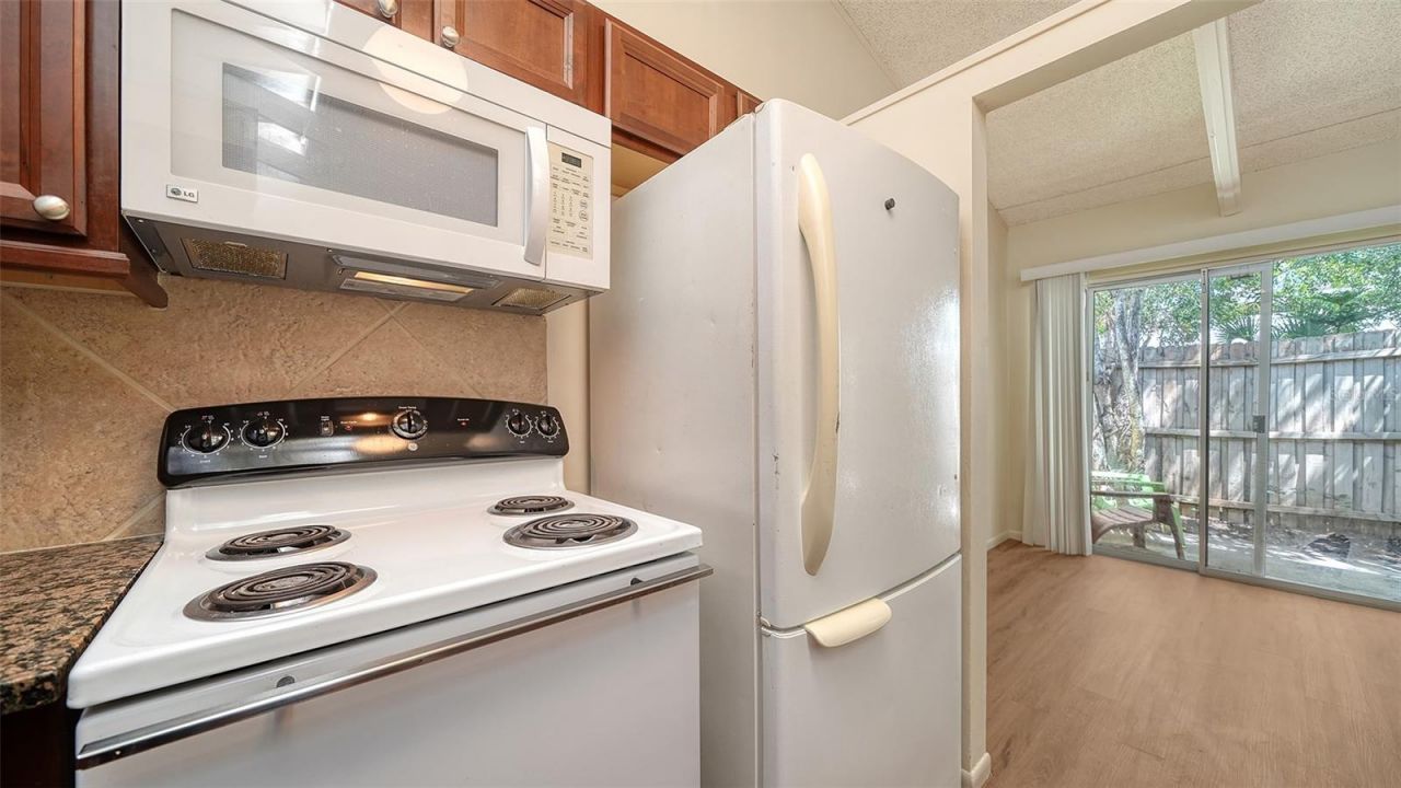 500 N Jefferson Avenue, Unit B-5, Sarasota, FL 34237 Photo