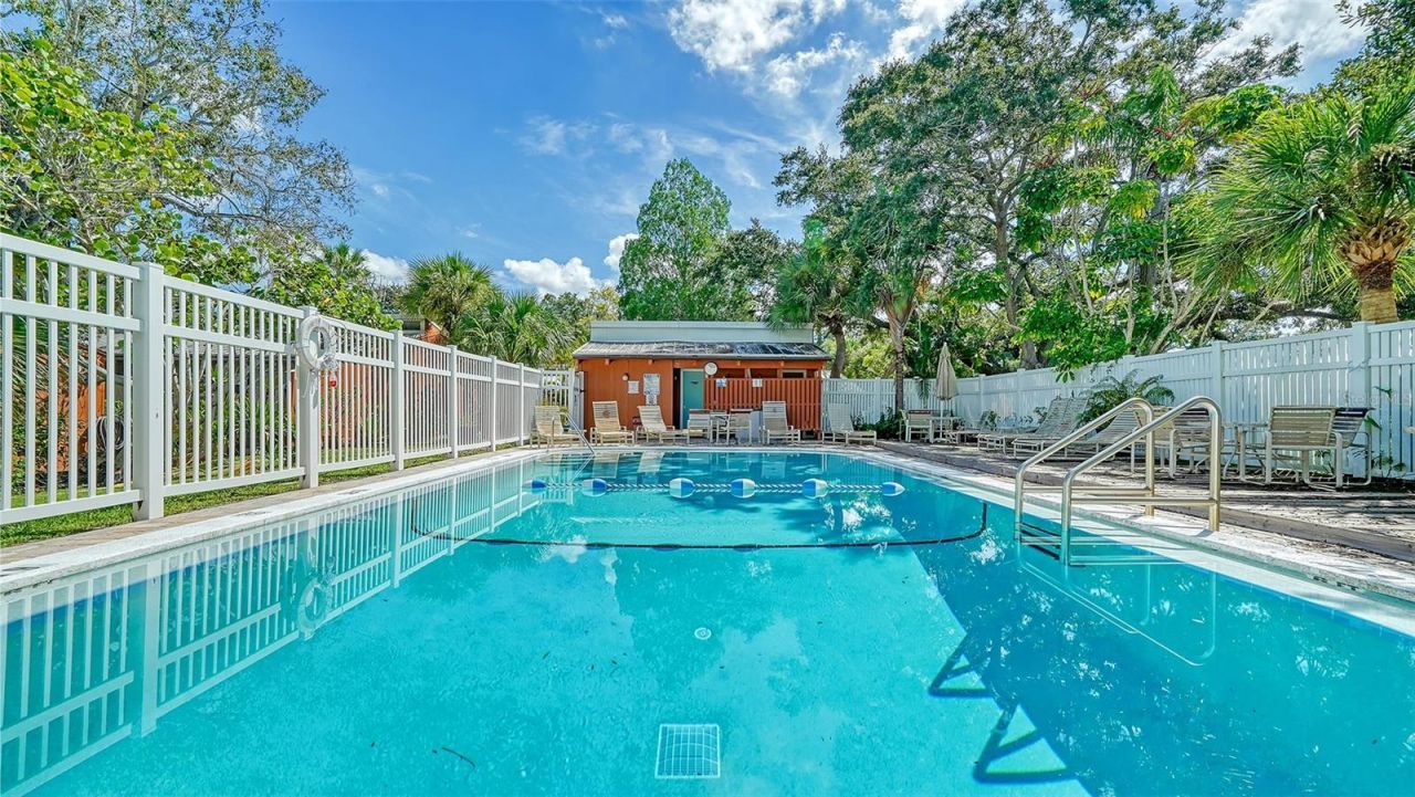 500 N Jefferson Avenue, Unit B-5, Sarasota, FL 34237 Photo