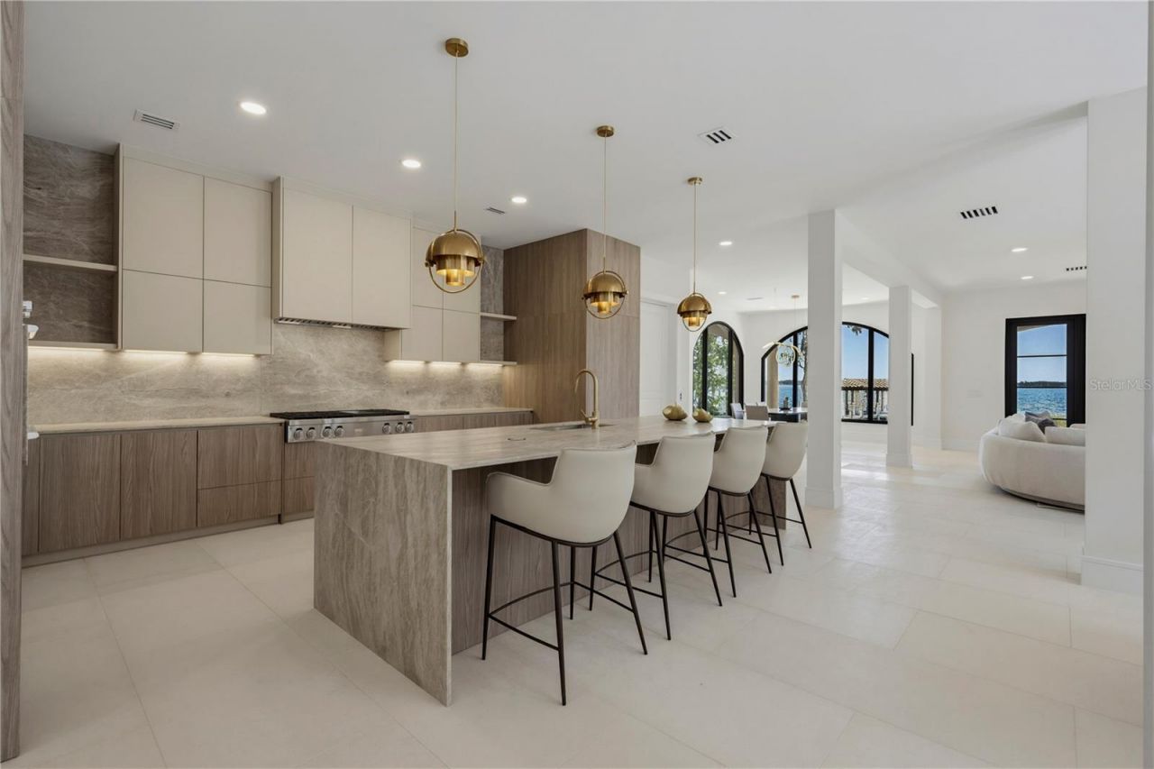 800 W 2nd Avenue, Windermere, FL 34786 Photo