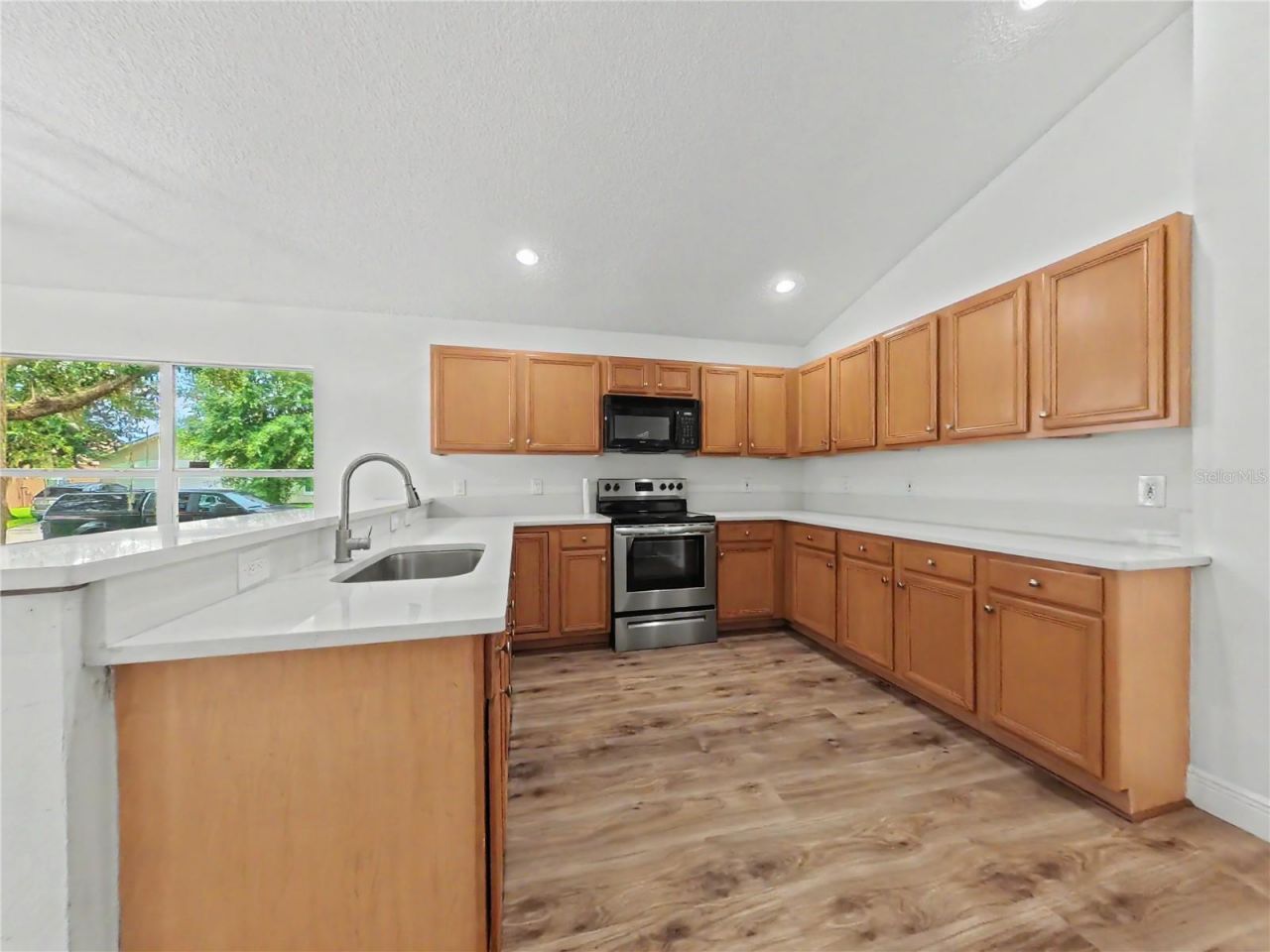 544 Cypress Tree Court, Orlando, FL 32825 Photo