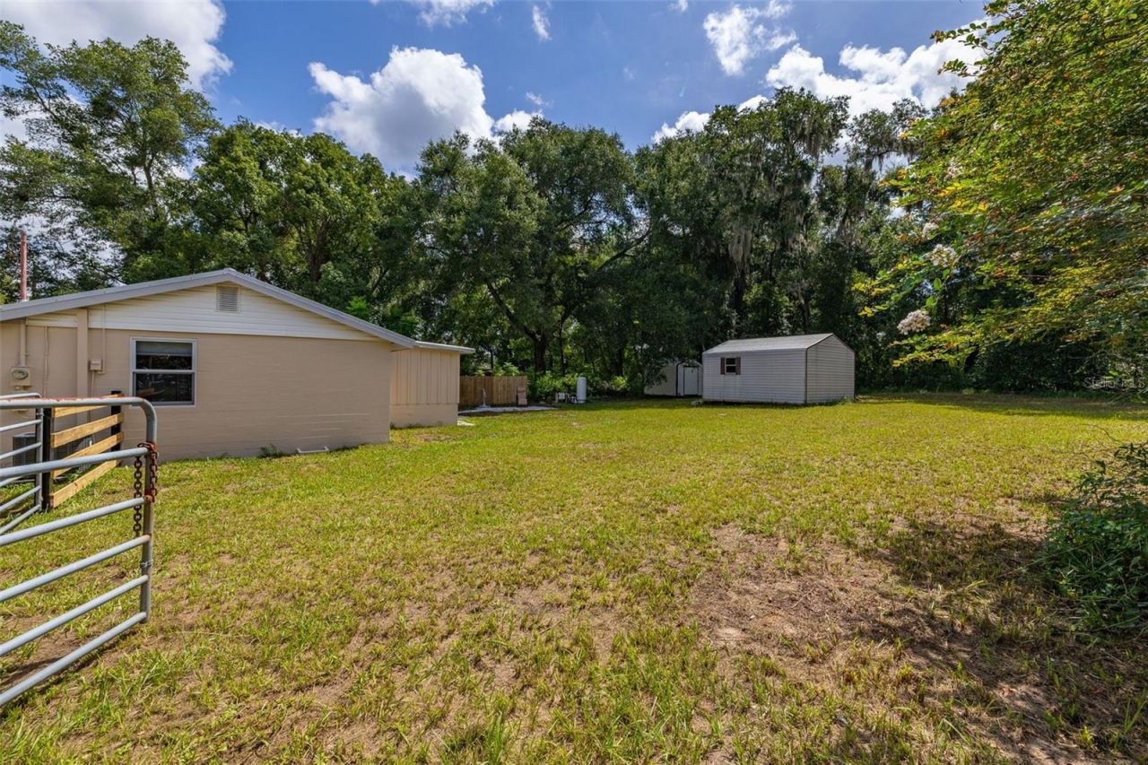 44034 Angus Avenue, Paisley, FL 32767 Photo