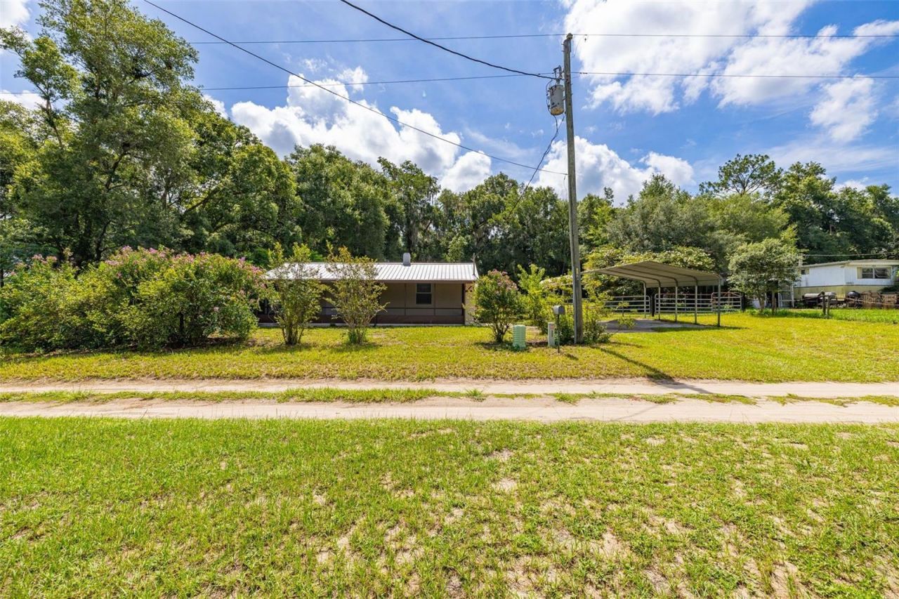 44034 Angus Avenue, Paisley, FL 32767 Photo
