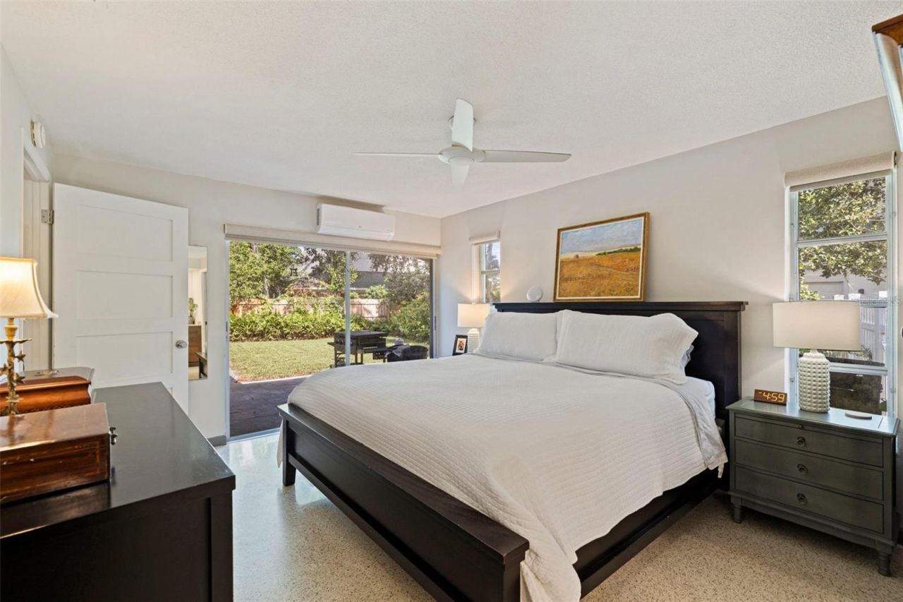 747 Sabal Court S, Saint Petersburg, FL 33705 Photo