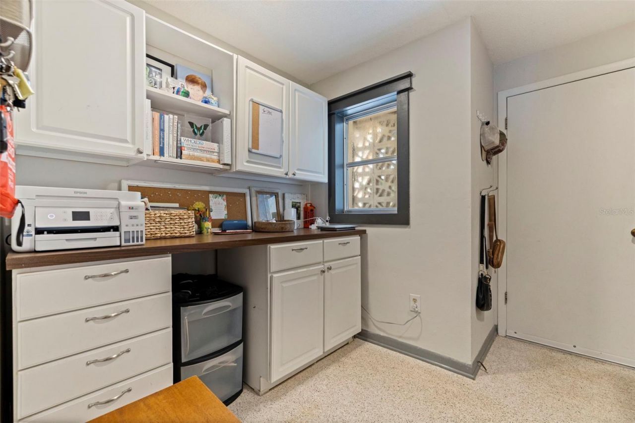 747 Sabal Court S, Saint Petersburg, FL 33705 Photo