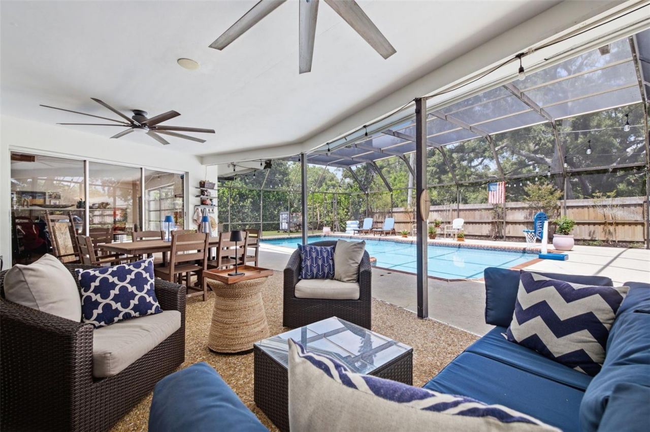 747 Sabal Court S, Saint Petersburg, FL 33705 Photo