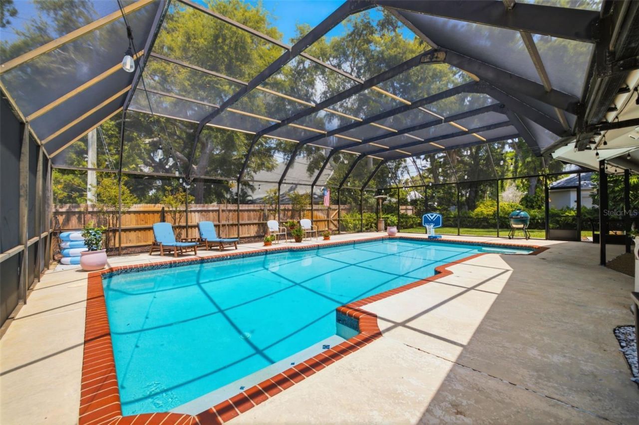 747 Sabal Court S, Saint Petersburg, FL 33705 Photo