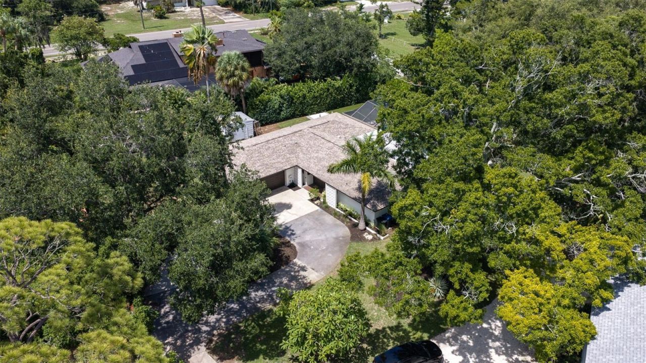 747 Sabal Court S, Saint Petersburg, FL 33705 Photo