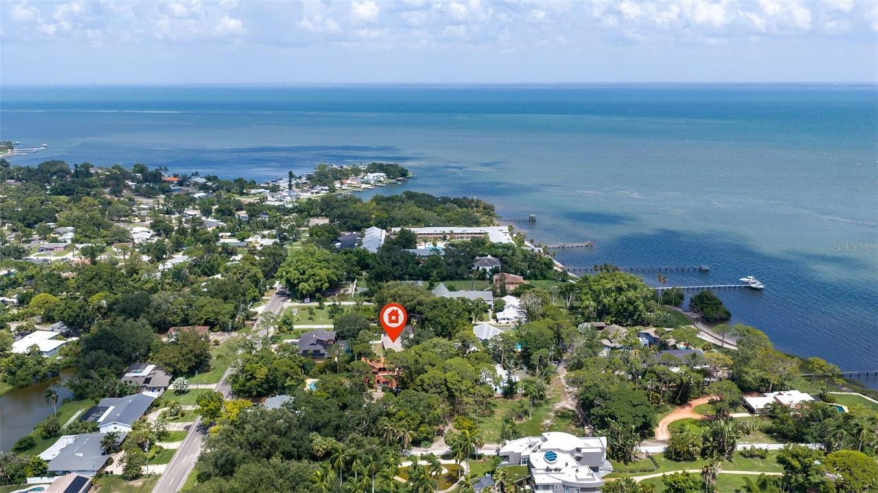 747 Sabal Court S, Saint Petersburg, FL 33705 Photo