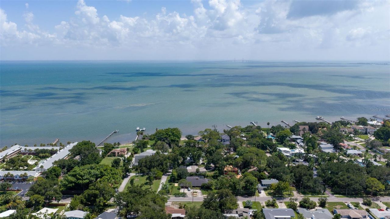 747 Sabal Court S, Saint Petersburg, FL 33705 Photo