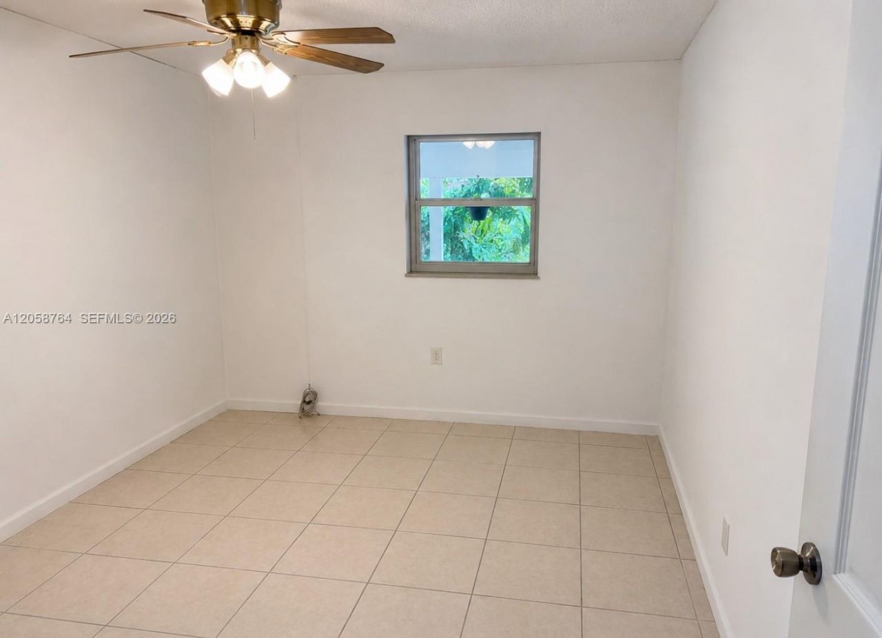 1051 S 37th St , Unit 1051, Fort Pierce, FL 34947 Photo