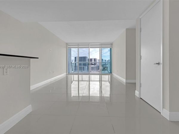 1861 NW S River Dr , Unit 2209, Miami, FL 33125
