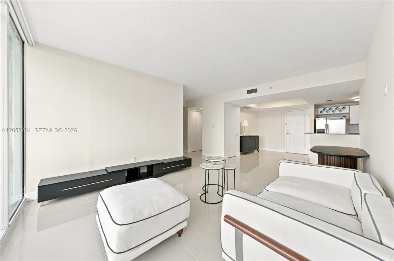 1861 NW S River Dr, Unit 2209, Miami, FL 33125 Photo