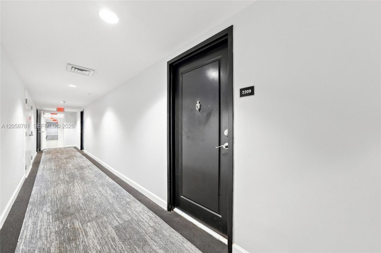 1861 NW S River Dr, Unit 2209, Miami, FL 33125 Photo