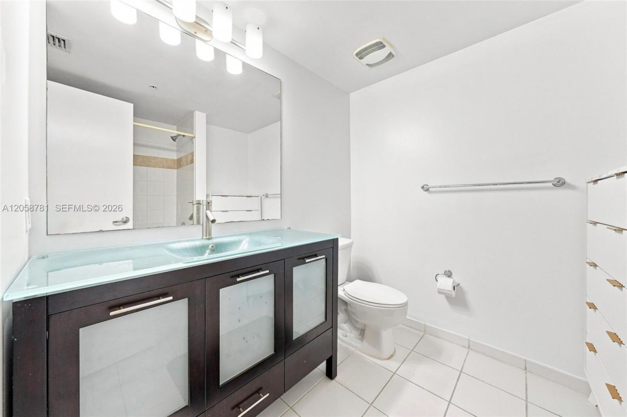 1861 NW S River Dr, Unit 2209, Miami, FL 33125 Photo