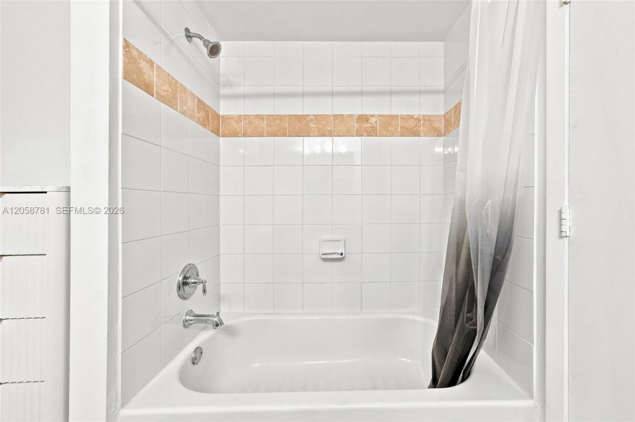 1861 NW S River Dr, Unit 2209, Miami, FL 33125 Photo