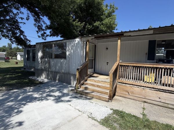 3216 N Memorial Drive N, Elwood, IN 46036