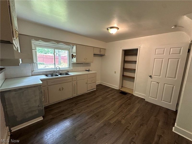 3512 Tangent Street, Youngstown, OH 44502 Photo 4