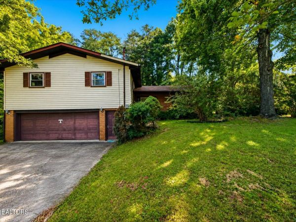 4009 Hitching Post Rd, Pigeon Forge, TN 37863