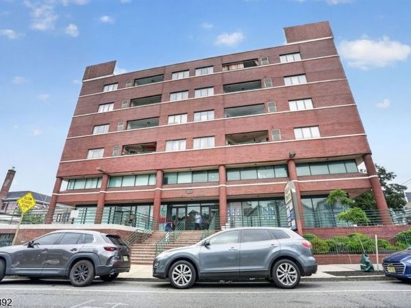 41 Wilson Ave, Newark, NJ 07105