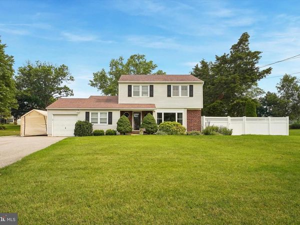 2027 BIRCHWOOD DRIVE, NORRISTOWN, PA 19401