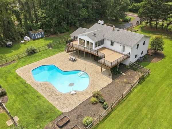 12194 HENDERSON ROAD, CLIFTON, VA 20124