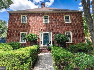 445 OLD TOWN COURT , ALEXANDRIA, VA 22314