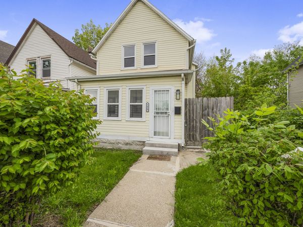1429 East End Avenue , Chicago Heights, IL 60411
