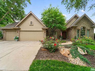 14221 Seward Street, Omaha, NE 68154