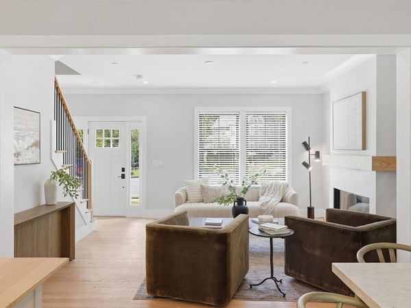 36 Loomis, Unit 302, Bedford, MA 01730