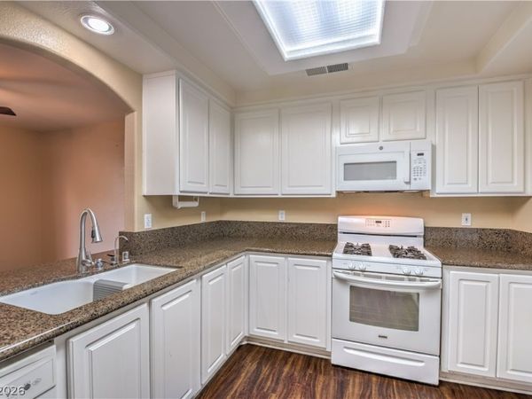 10193 Crepe Myrtle Court , Las Vegas, NV 89183
