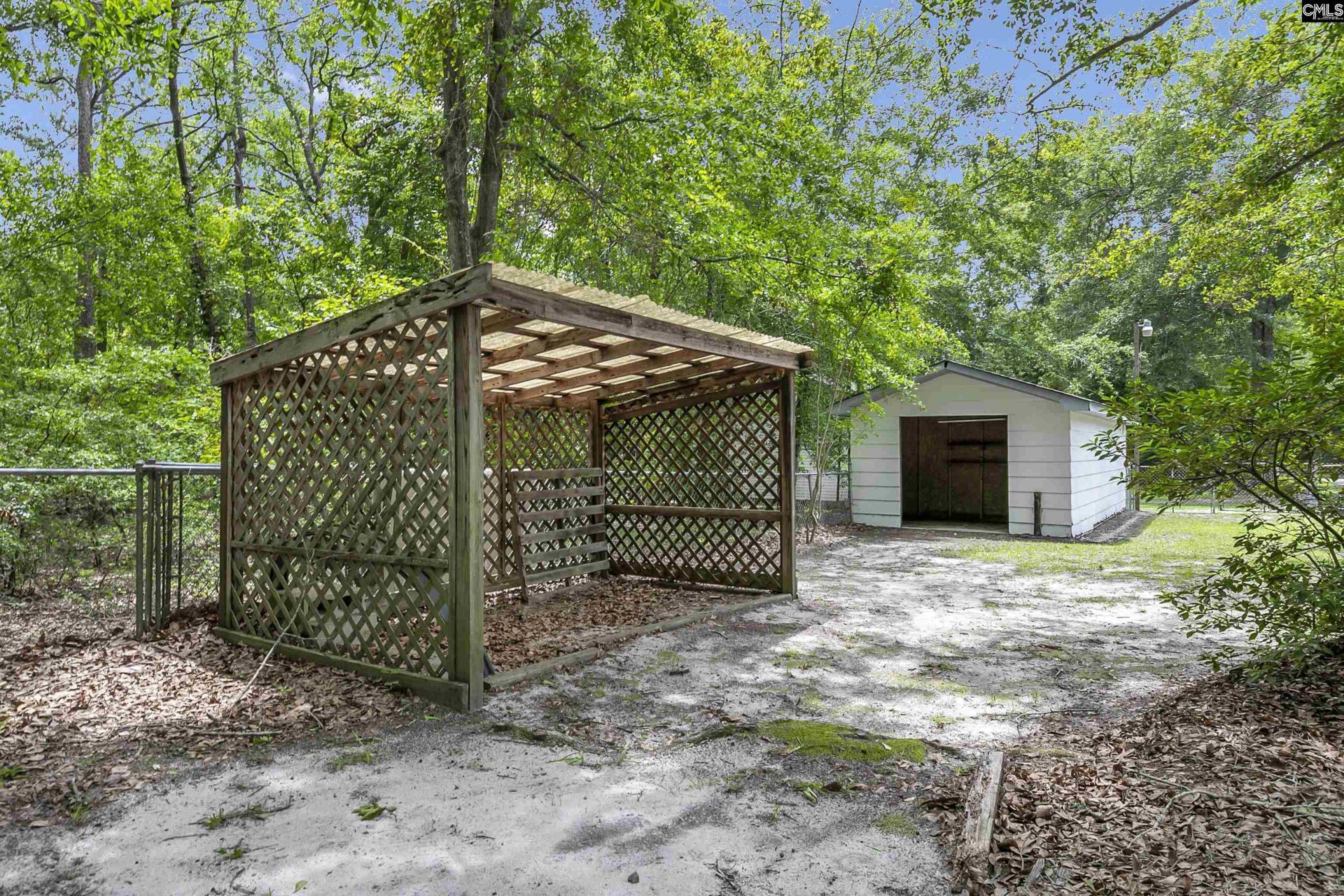 596 Valley Ridge Road  Photo 12