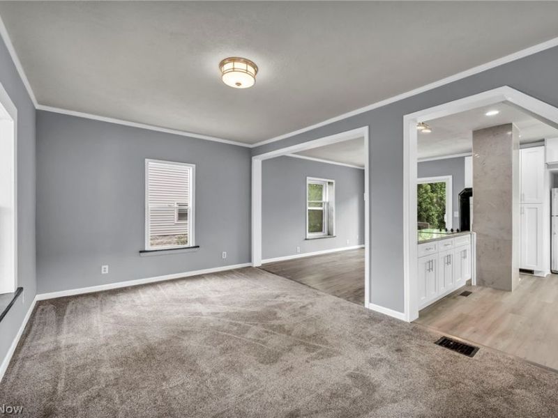 2103 13th Street SW, Akron, OH 44314 Photo 6