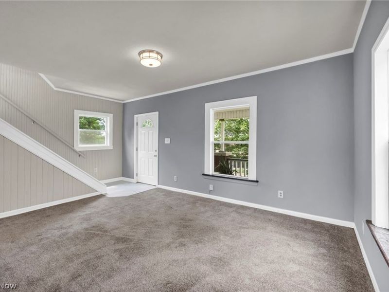 2103 13th Street SW, Akron, OH 44314 Photo 8