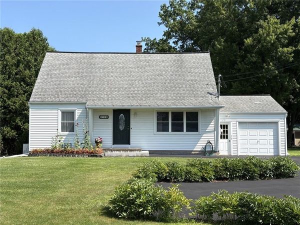 2126 Westside Drive, Rochester, NY 14624