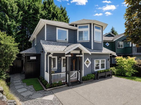 56 Stoneridge Dr, View Royal, BC V9B 6M4