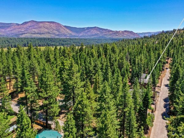 1357 Tata Lane, South Lake Tahoe, CA 96150