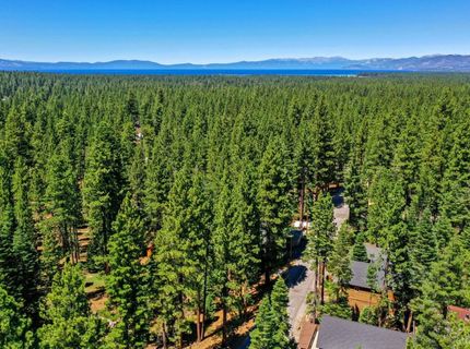 1357 Tata Lane, South Lake Tahoe, CA 96150 Photo