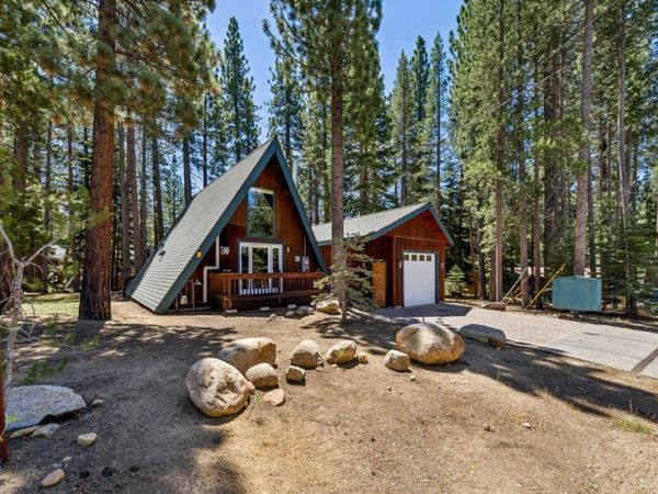 1588 Oglala Street, South Lake Tahoe, CA 96150