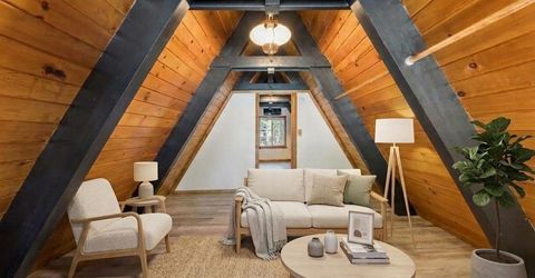 1588 Oglala Street, South Lake Tahoe, CA 96150 Photo
