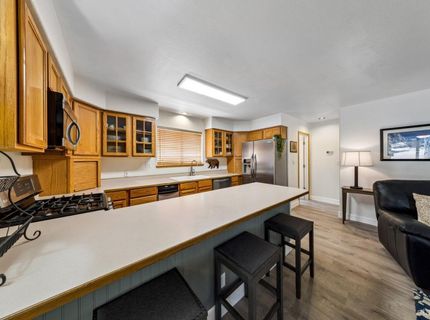 1361 Tata Lane, South Lake Tahoe, CA 96150 Photo
