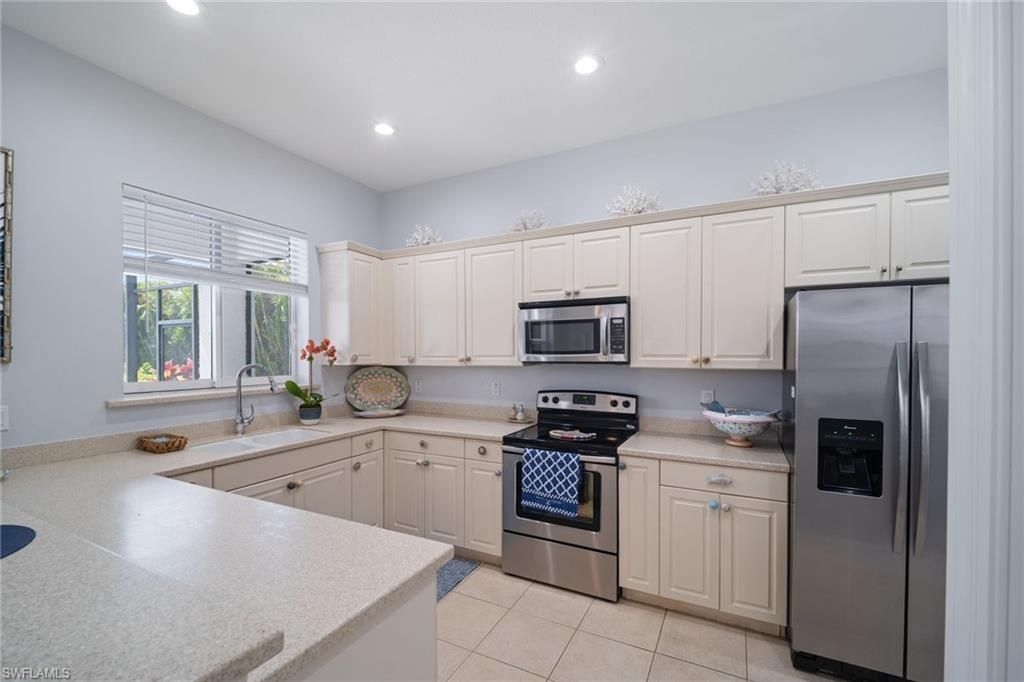 28281 L Burton Fletcher Ct, Bonita Springs, FL 34135 Photo