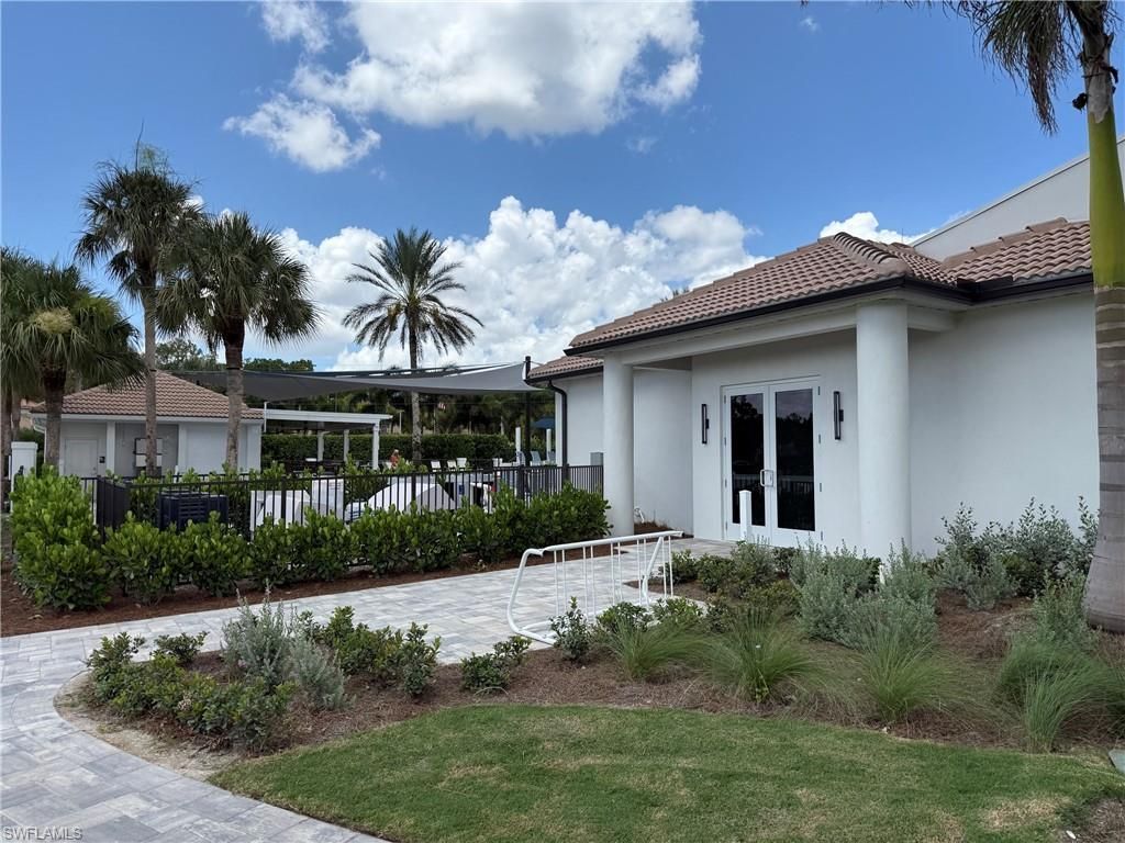 28281 L Burton Fletcher Ct, Bonita Springs, FL 34135 Photo