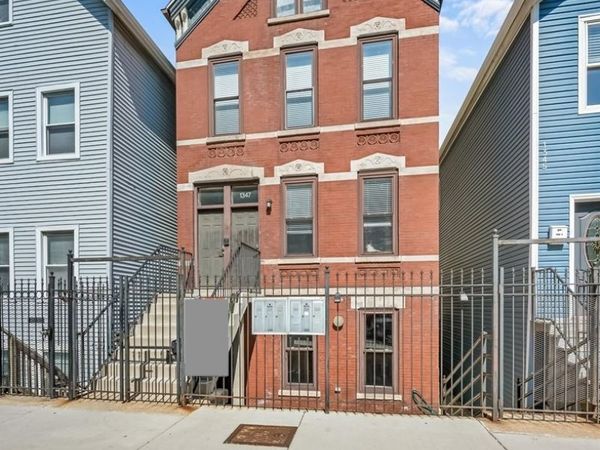1347 N Greenview Avenue , Unit 1F, Chicago, IL 60642