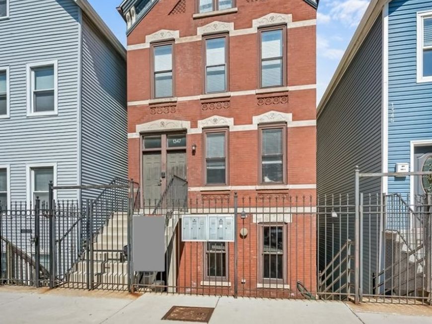 Main Photo