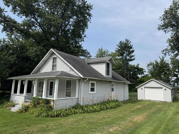 12516 N 400 E, Wheatfield, IN 46392