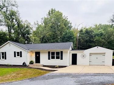 14017 Henson Road, Holt, MO 64048