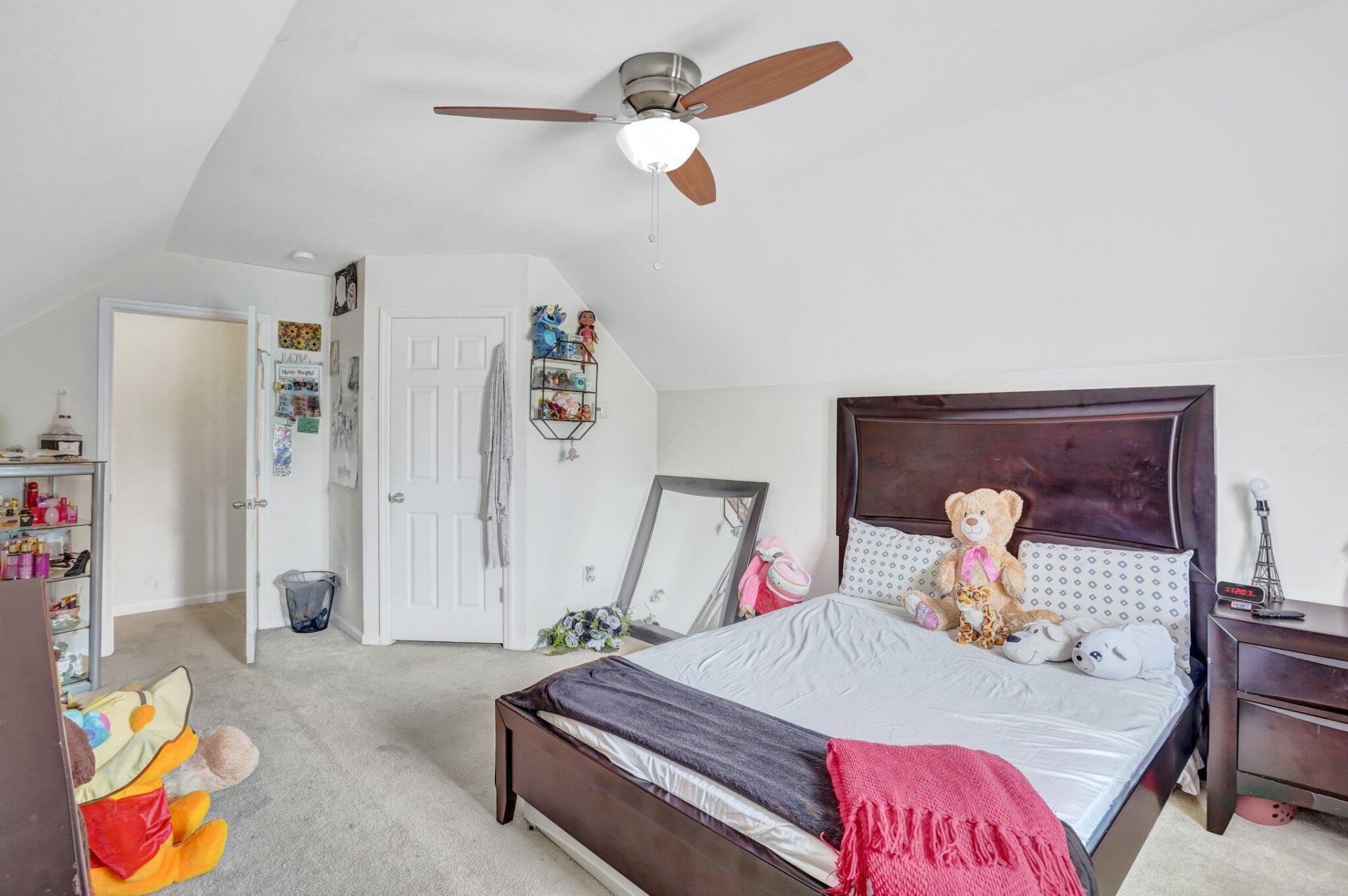 8023 Hyannis Court Photo 18