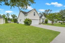 8023 Hyannis Court photo 4