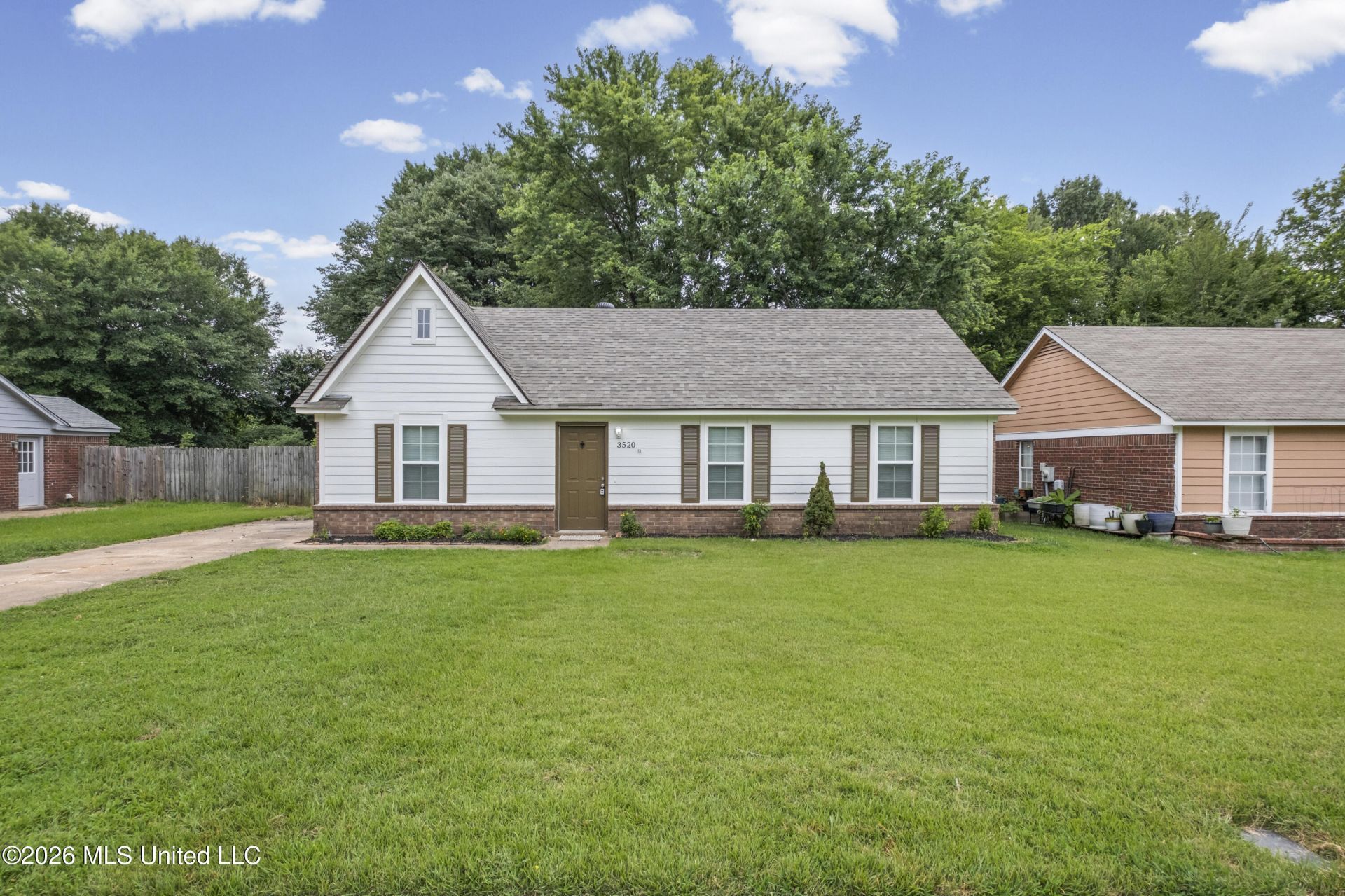 3520 Mayfair Drive, Horn Lake, MS 38637 Main Photo